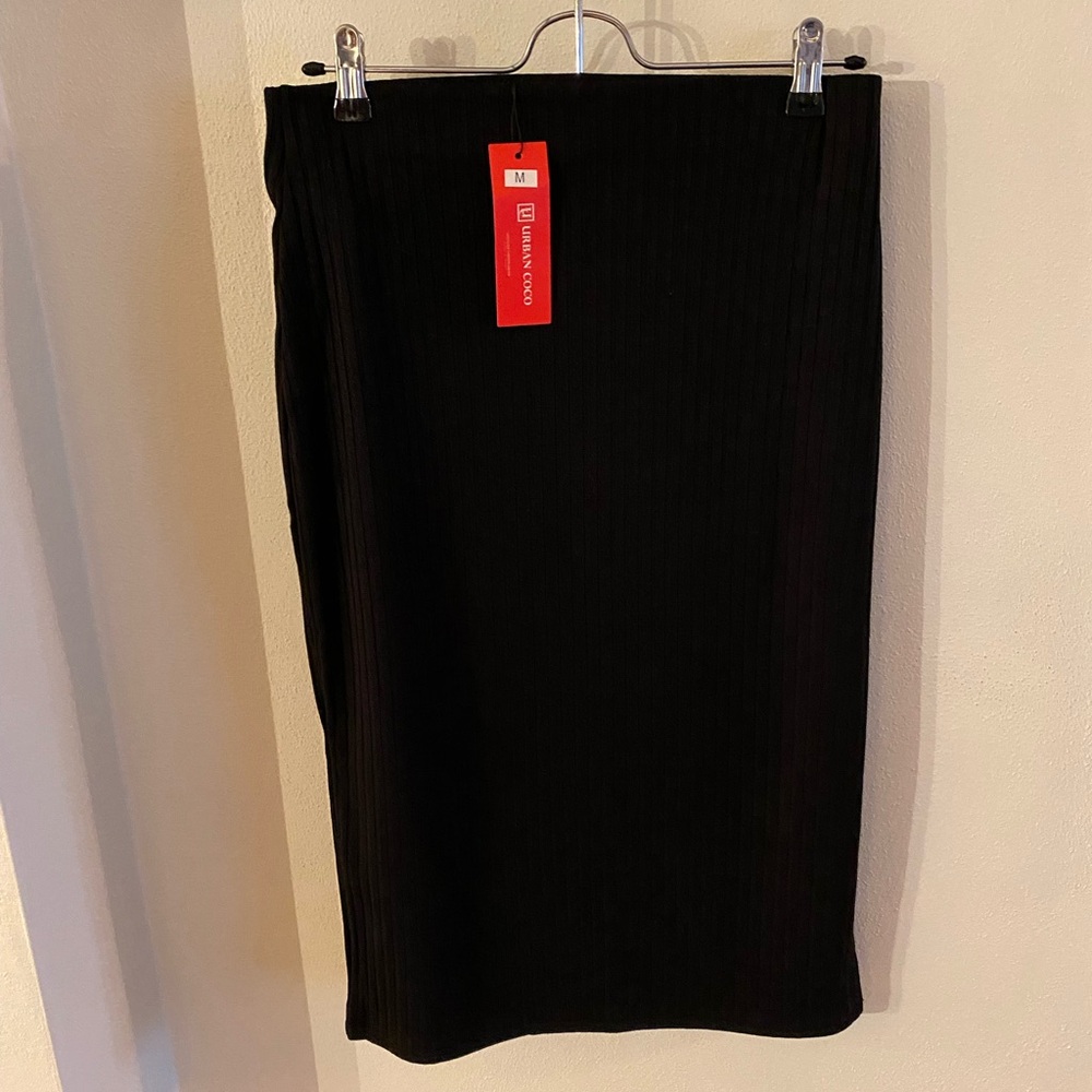Urban Coco Black Ribbed Midi Skirt